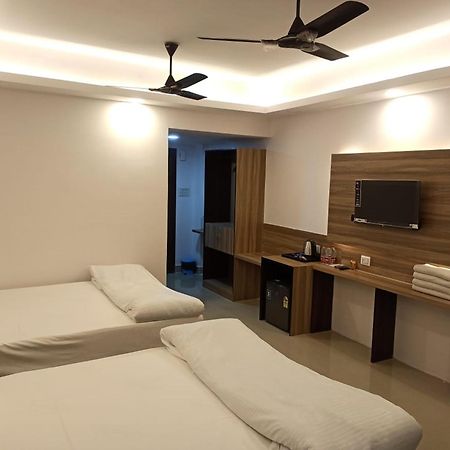 Gods County Hotels & Resorts Tarapith Dış mekan fotoğraf