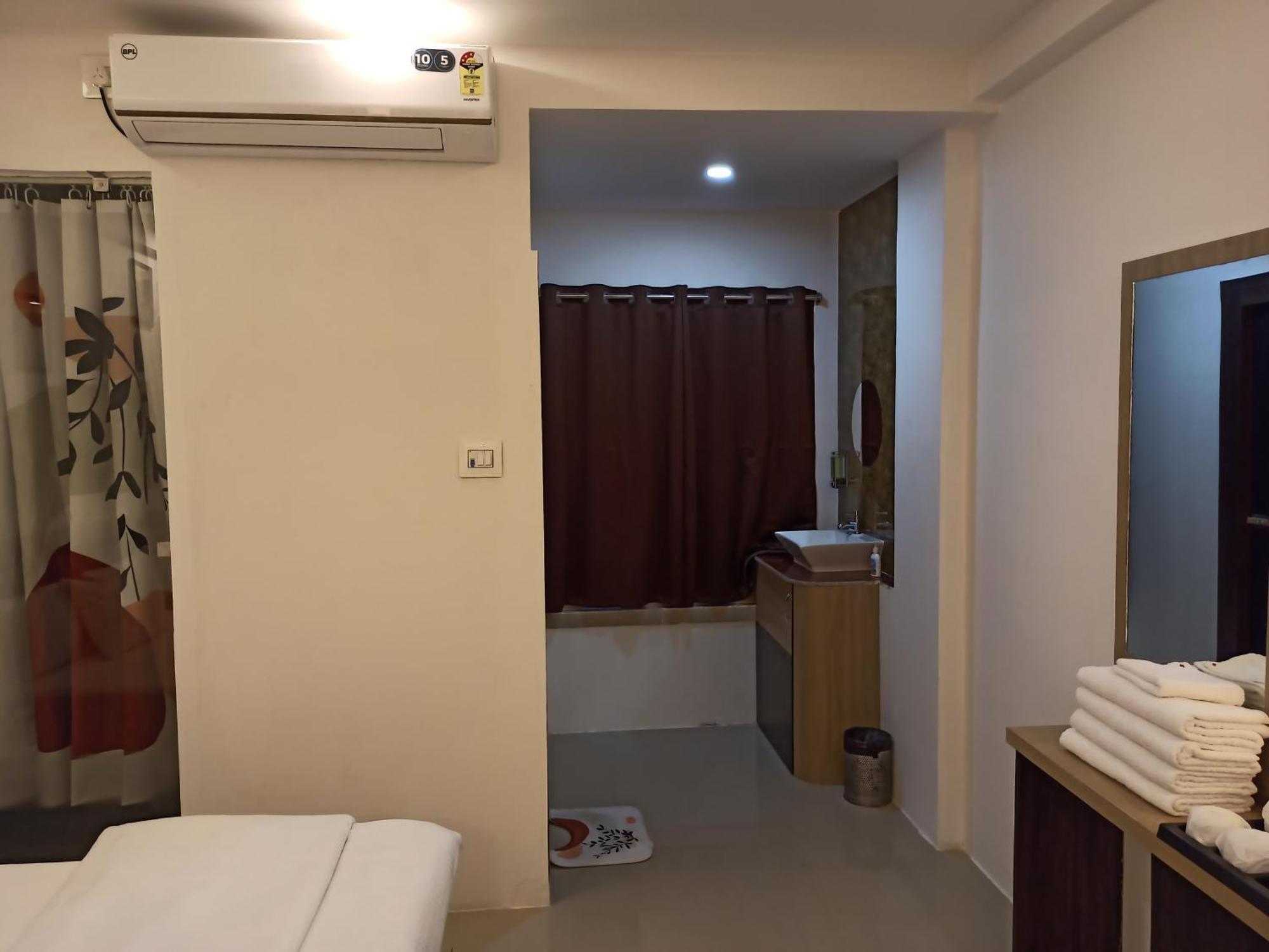 Gods County Hotels & Resorts Tarapith Dış mekan fotoğraf